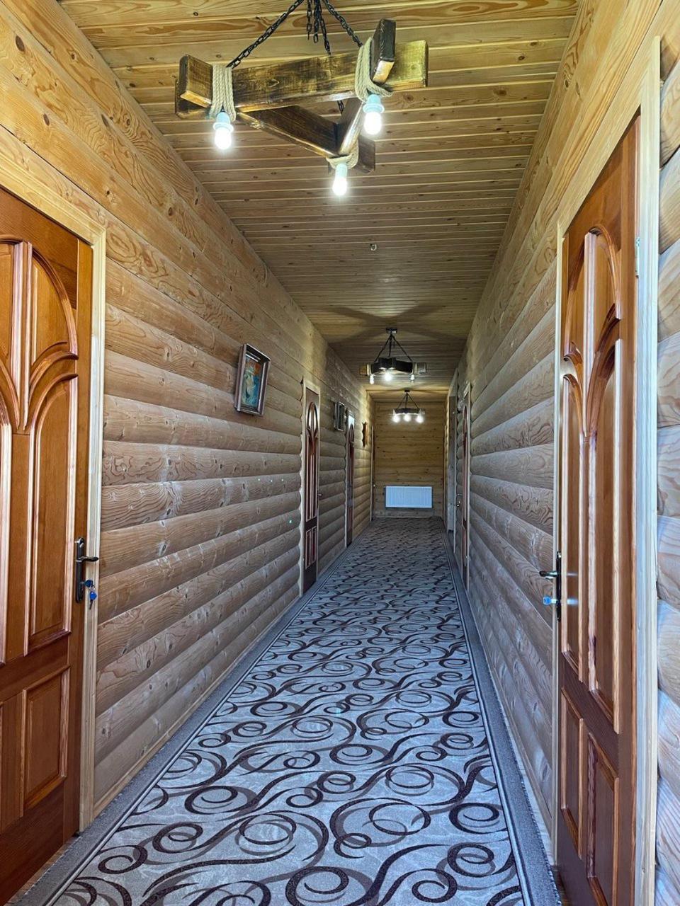 Старе Подвір'Я เวอร์คอฟเวอนา ภายนอก รูปภาพ